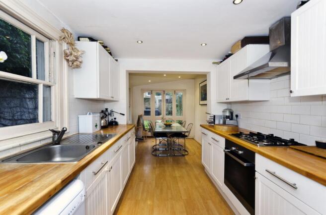 Kitchen/Dining
