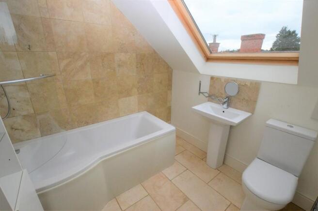Bed 3 En-suite