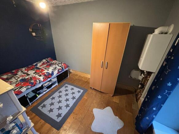 Photo 12