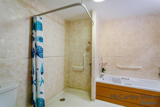 1 bed Apartment for sale Image 12