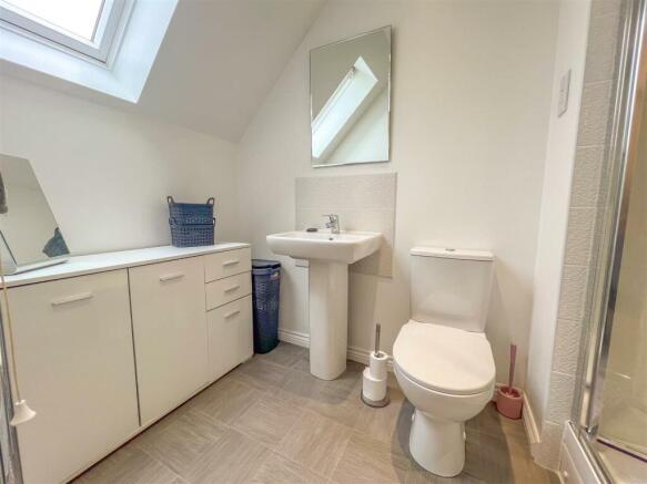 Lower Farm Way - Image-14.jpg