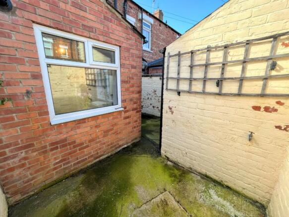 REAR COURTYARD
