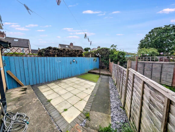 2 bed Semi-Detached for sale Image 12