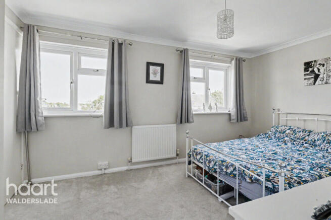 3-bed semi-detached on Harptree Drive, Chatham, £280,000