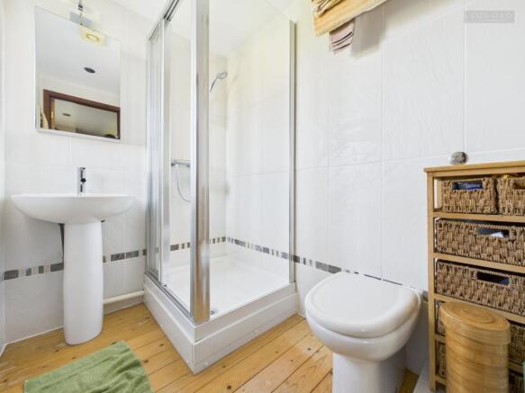 En-Suite To Bedroom Three