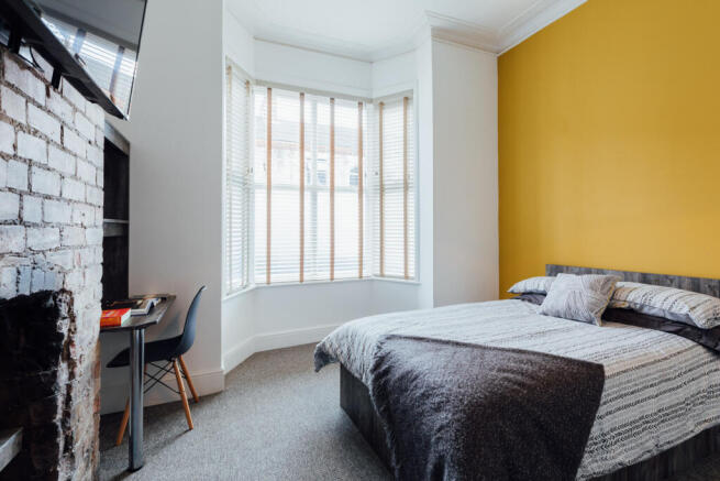 5 bed House to rent Image 9