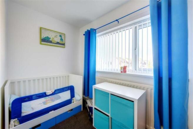 BEDROOM 2