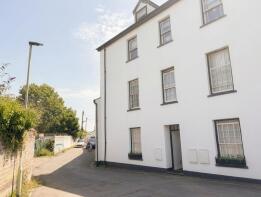 Flat 3, 2, New Quay Street, Bideford EX39 1LU