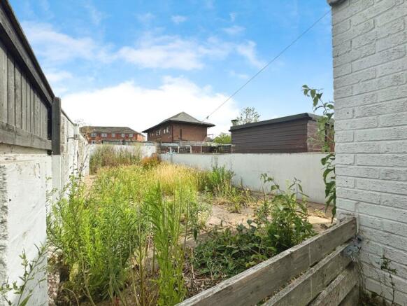 3 bed End of Terrace to rent Image 11
