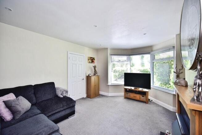 Sutton Road, Maidstone, ME15 photo 3