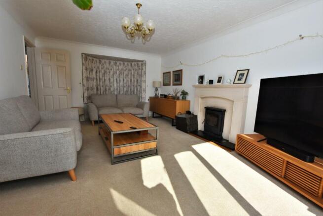 Living Room 2.JPG