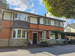 47, East Avenue, Bournemouth BH3 7BT