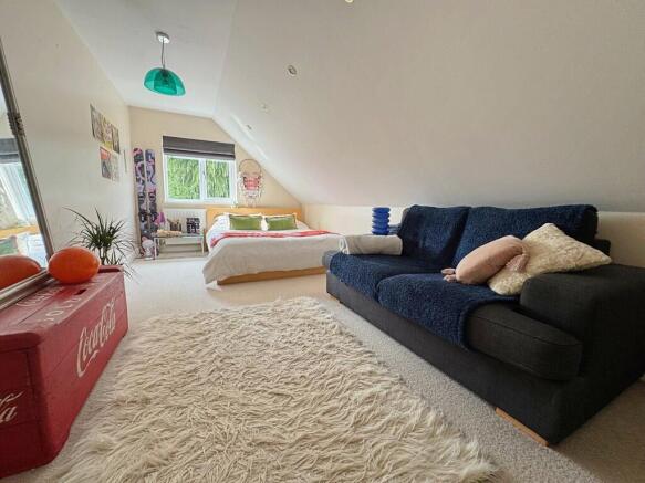 Double Bedroom Tw...