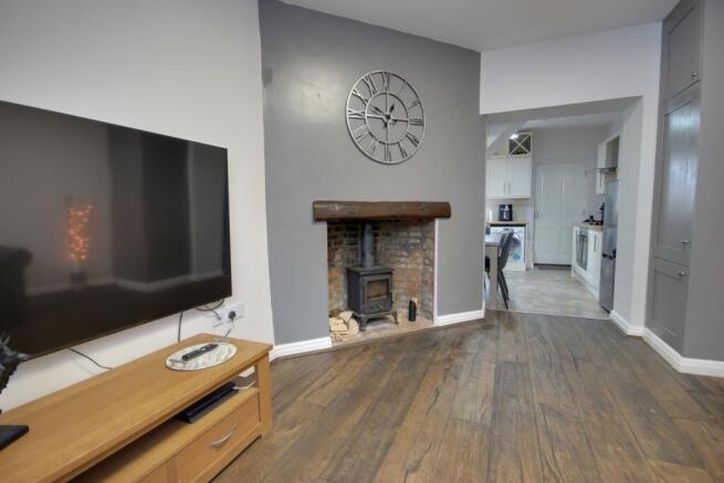 3 bed Terraced for sale Image 6