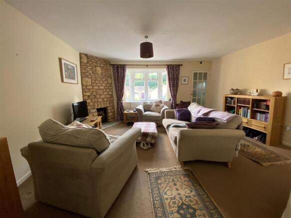 Living/Dining Room