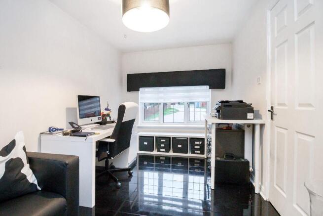 Office/Bedroom 4
