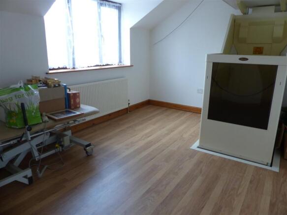 BEDROOM SIX & LIFT ROOM.JPG