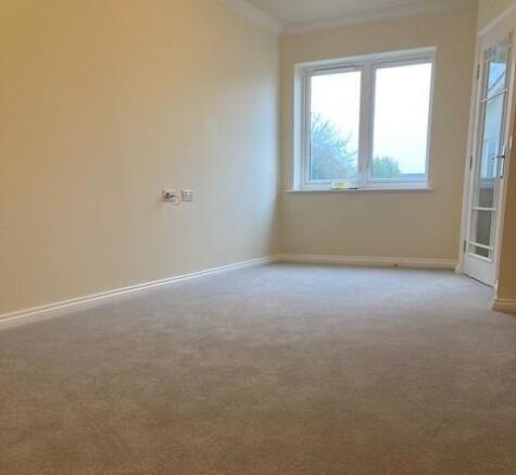 Apt 23 - Photo 2 (002).jpg