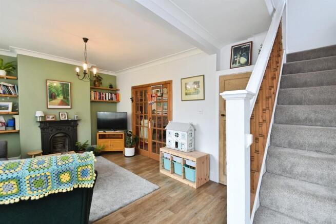 3 bed Semi-Detached for sale Image 4