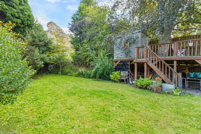 4 bed Detached for sale Image 4