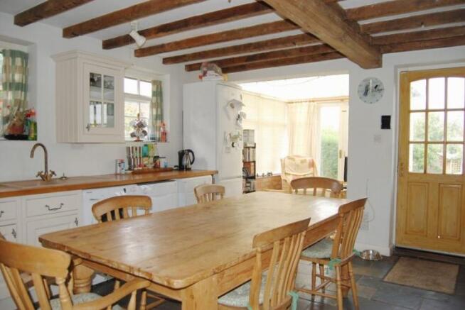 Refurbished Breakfast/Kitchen Image 2