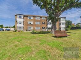 3, Mercia Court, Larkhill, Bexhill-on-sea TN40 1TY