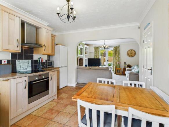 Knottingley Road, Pontefract photo 4