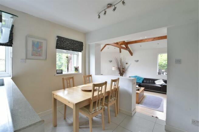 KITCHEN DINING ROOM