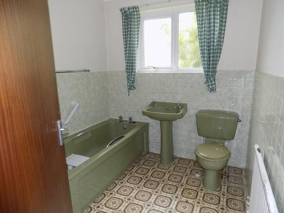 Photo 8