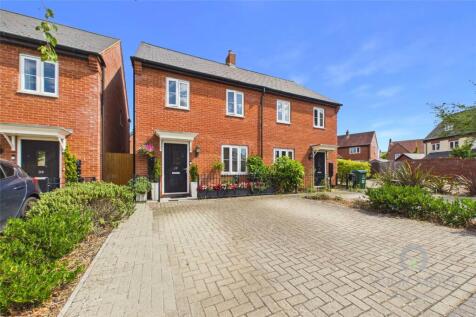 Border Lane, Buckingham, MK18