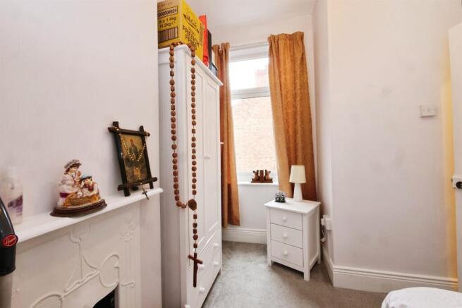 2 bed Terraced for sale Image 10