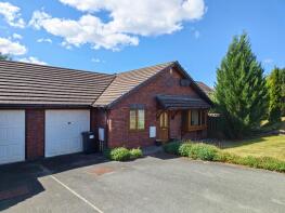 19, Maple Ridge Close, Llandrindod Wells LD1 5NX