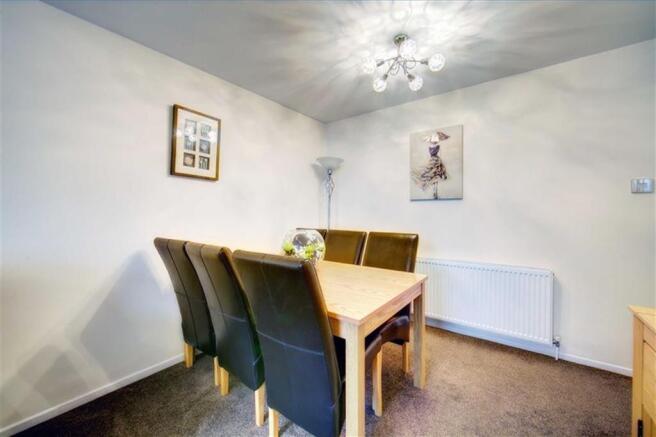 Lounge/Dining Room