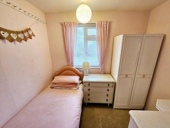 3 bed Semi-Detached for sale Image 12