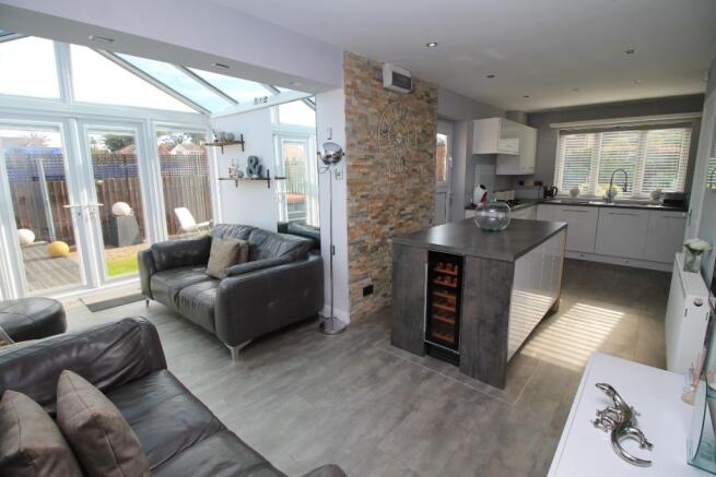 Kitchen to Conservat