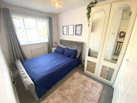 3 bed Semi-Detached for sale Image 10