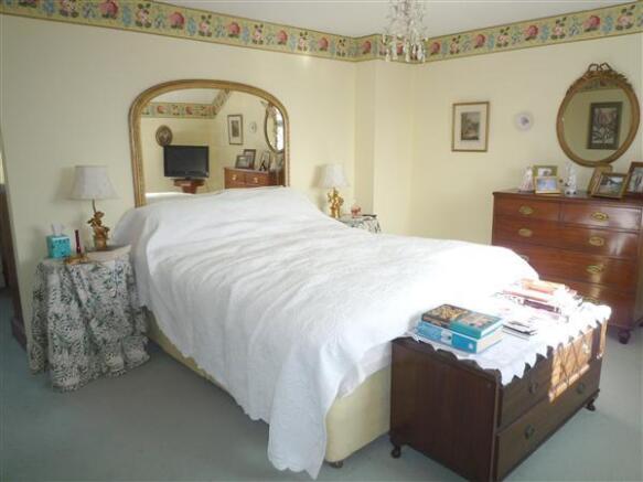 BEDROOM 1 (Rear)