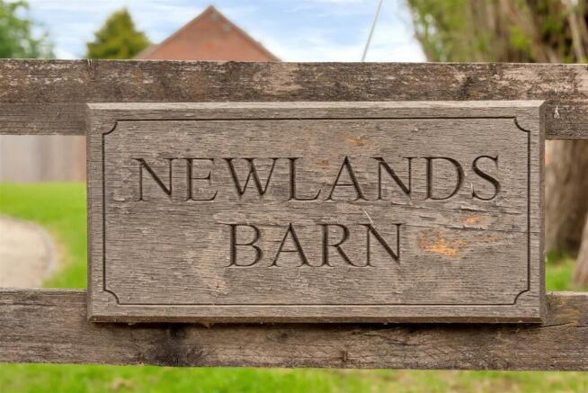 Newlands Barn WEB PH-1.jpg