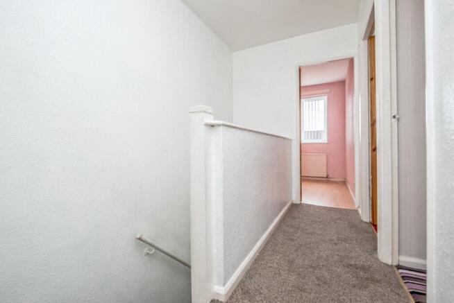 3 bed Terraced for sale Image 10