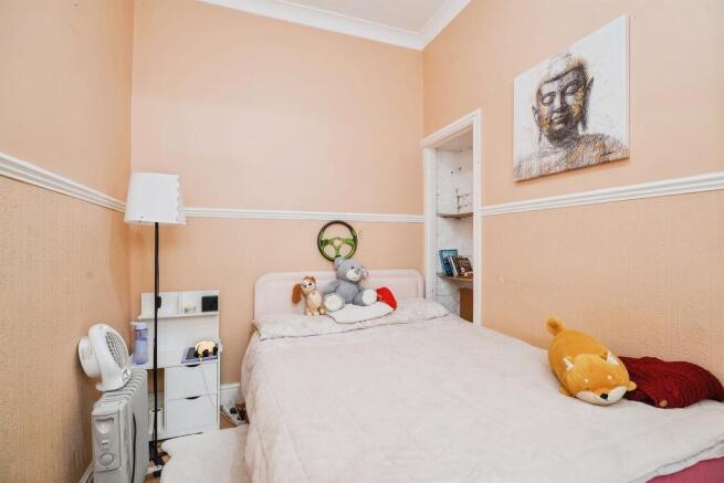2 bed Terraced for sale Image 12