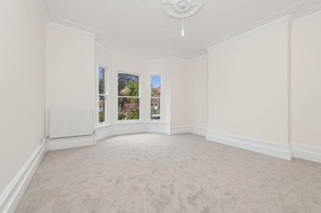 6 bed Terraced to rent Image 11