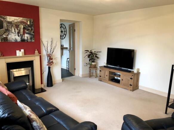 lounge 2.jpg