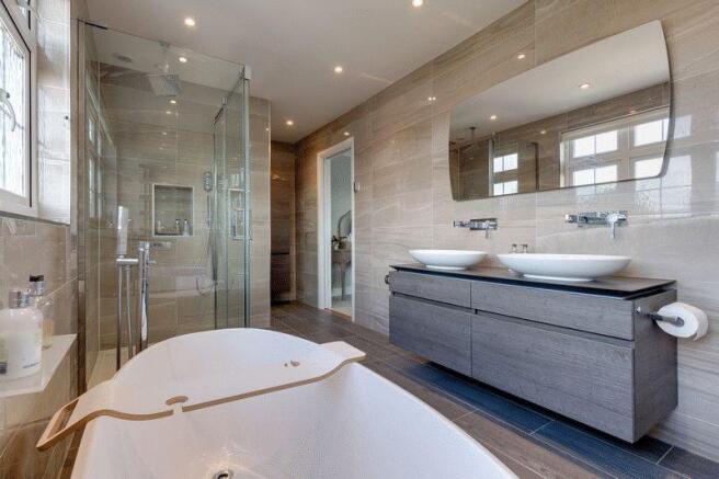 En-Suite to Ma...