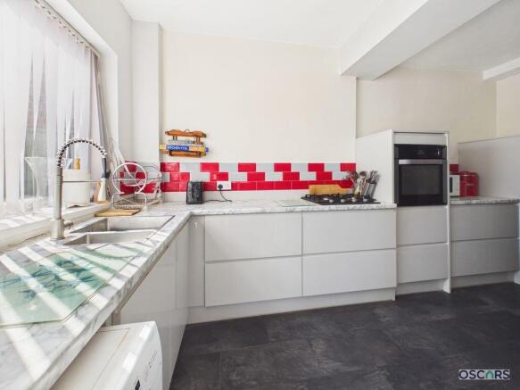 3 bed Terraced for sale Image 4