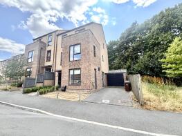 32, Park Grange Drive, Sheffield S2 3BU