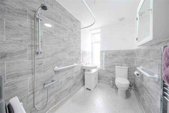 3 bed Town House for sale Image 7