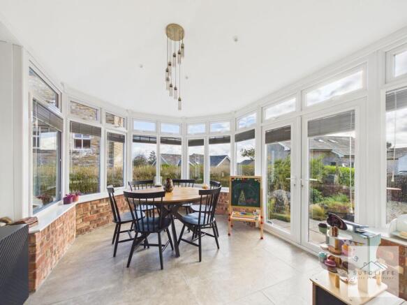Orangery/Dining Room