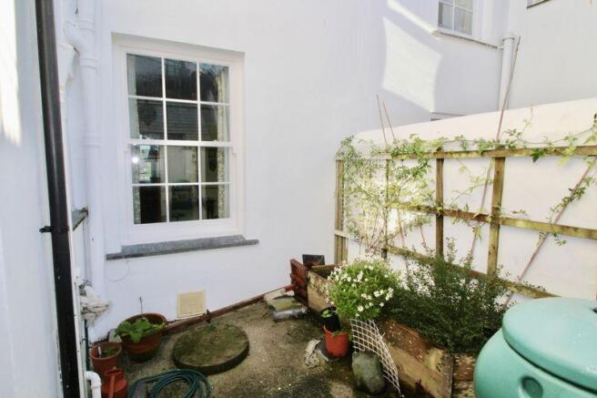 Rear Courtyard 