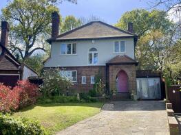 14, Hinchley Close, Esher KT10 0BY