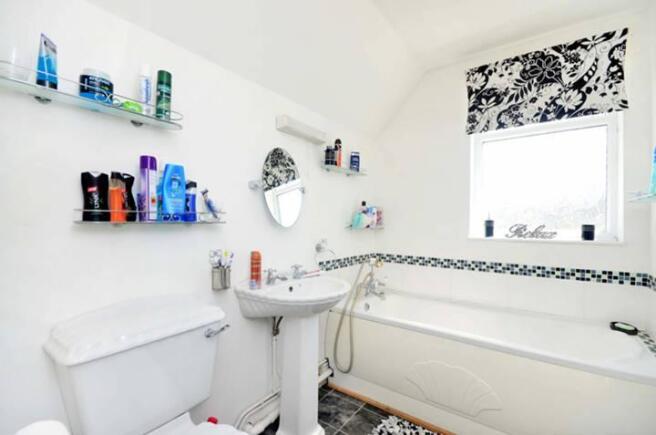 Photo 11